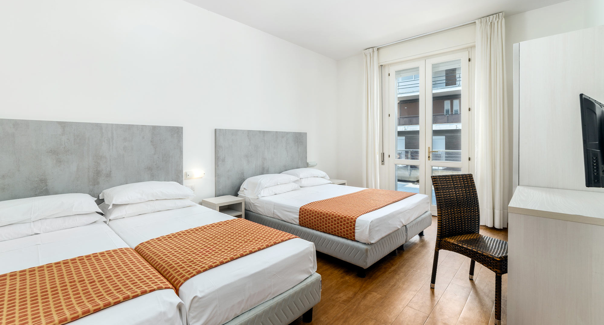 media.SlideFamily-Room4-CFH-MichelangeloMilano-Marittima