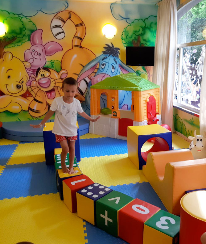 media.Gallery-Nanny-2-CFH-Milano-Marittima