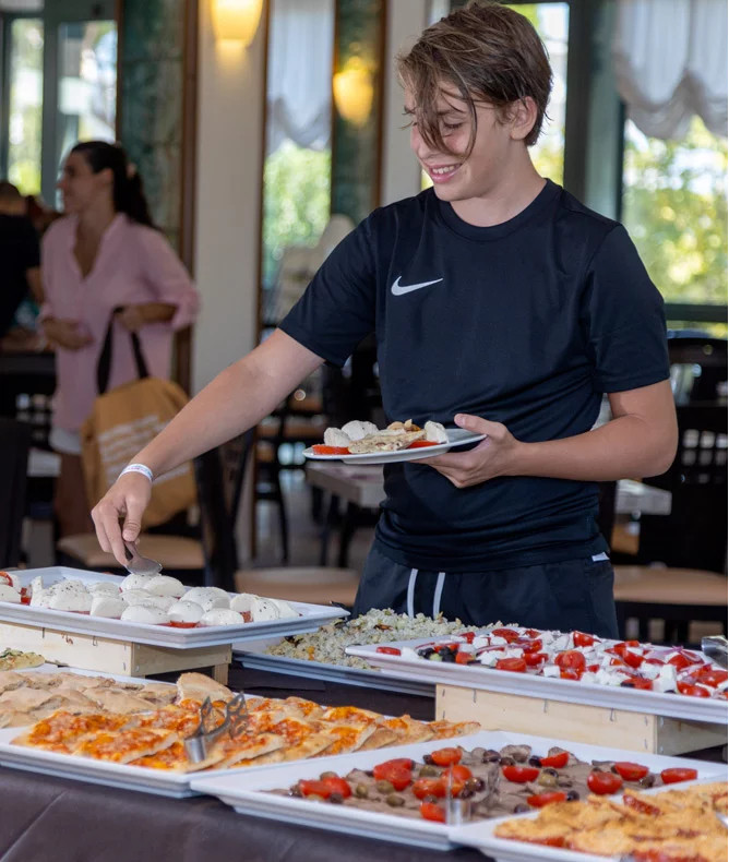 media.Gallery-Dine Around 2-CFH-MichelangeloMilano Marittima